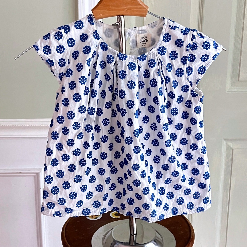 Mini Boden Eyelet Top 5-6Y Girls Floral Embroidered White Blue Boho Summer